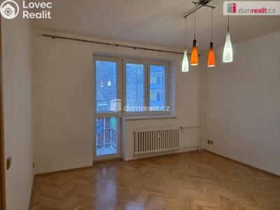 Pronájem bytu 3+1 Frenštát pod Radhoštěm, Školská čtvrť č. 1