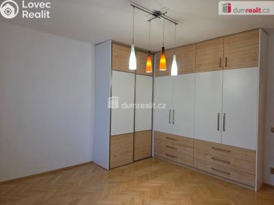 Pronájem bytu 3+1 Frenštát pod Radhoštěm, Školská čtvrť č. 5