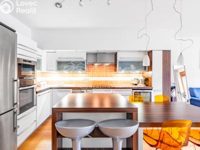 Pronájem bytu 2+KK Praha, Naardenská č. 4