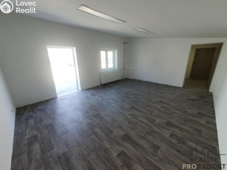 Pronájem kanceláře Znojmo, 28. října 2225/13 č. 3