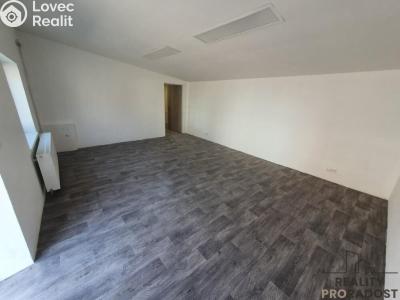 Pronájem kanceláře Znojmo, 28. října č. 2