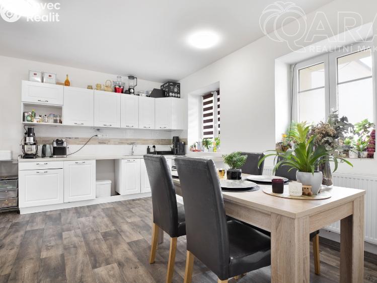 Prodej rodinného domu Lhotka nad Labem č. 7