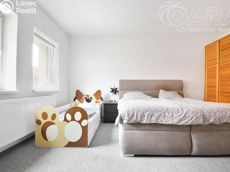 Prodej rodinného domu Lhotka nad Labem č. 12