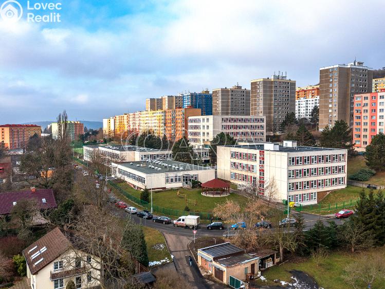 Rent apartment 2+1 Ústí nad Labem, Kmochova 3174/40 č. 24