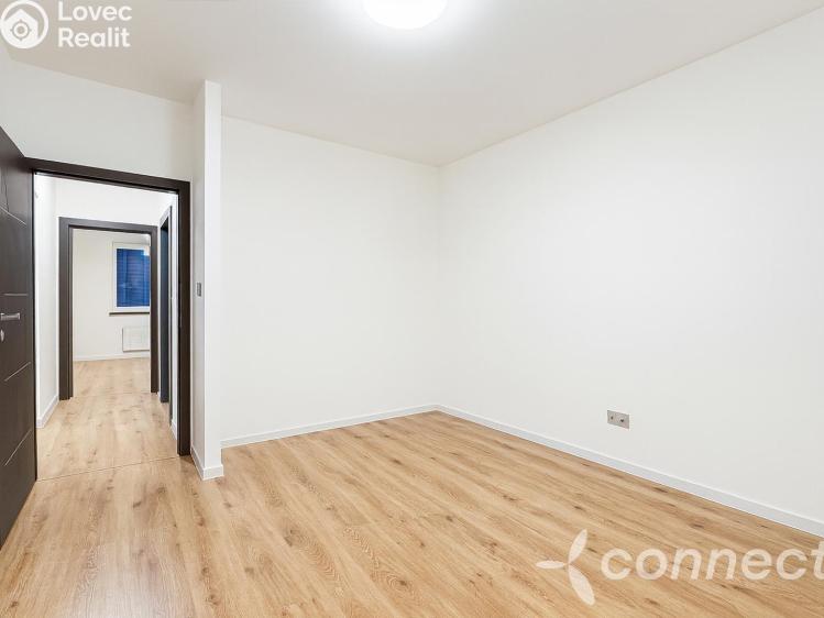 Prodej bytu 3+KK Hostivice, Unhošťská č. 11