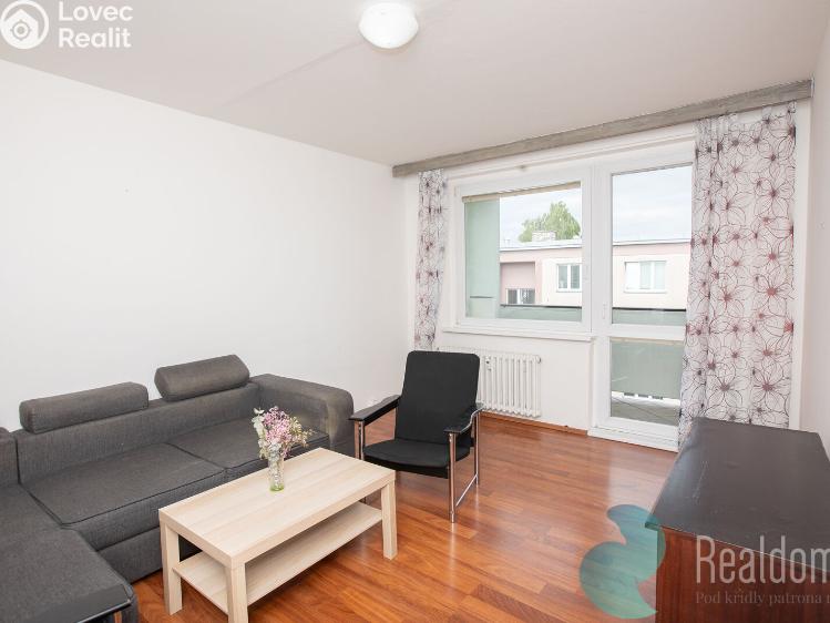 Pronájem bytu 3+1 Praha, Nedašovská č. 5