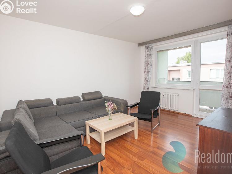 Pronájem bytu 3+1 Praha, Nedašovská č. 6