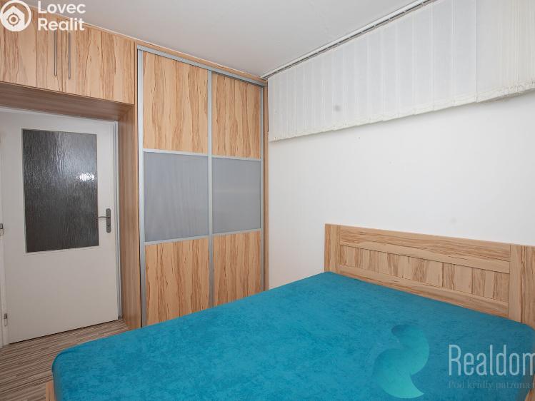 Pronájem bytu 3+1 Praha, Nedašovská č. 9