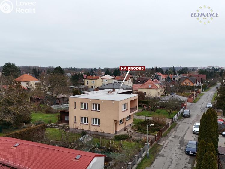 Prodej rodinného domu Praha, Chotěnovská 1381 č. 1