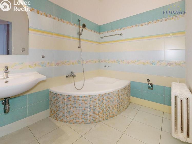 Prodej rodinného domu Praha, Chotěnovská 1381 č. 34