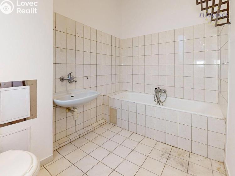 Prodej rodinného domu Praha, Chotěnovská 1381 č. 36