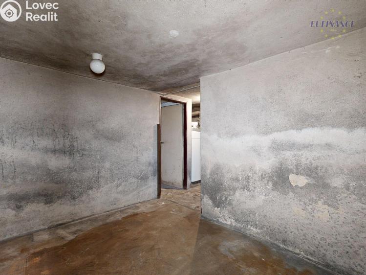 Prodej rodinného domu Praha, Chotěnovská 1381 č. 48