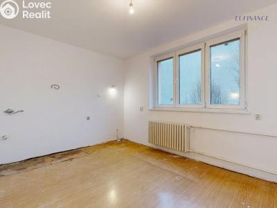 Продаж сімейного будинку Praha, Chotěnovská 1381 č. 16