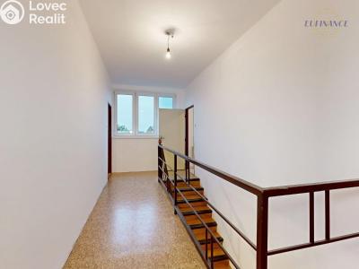 Продаж сімейного будинку Praha, Chotěnovská 1381 č. 21