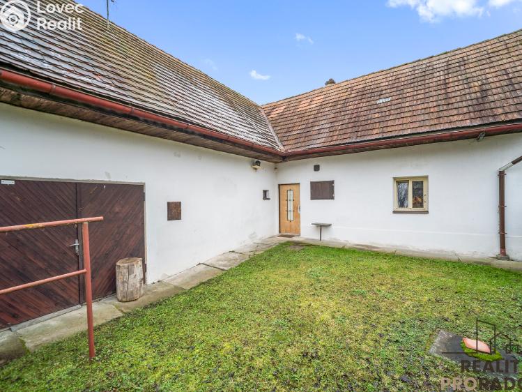 Sale cottage Moravany č. 17