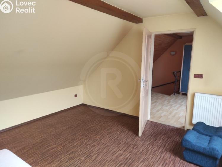 Продаж багатоквартирного будинку Pištín č. 20