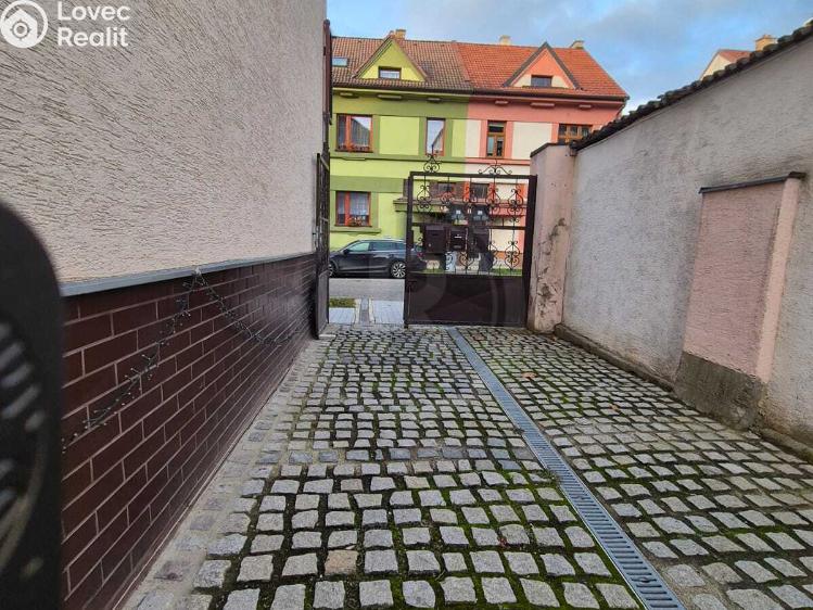 Продаж багатоквартирного будинку České Budějovice, Družstevní 156/26 č. 25