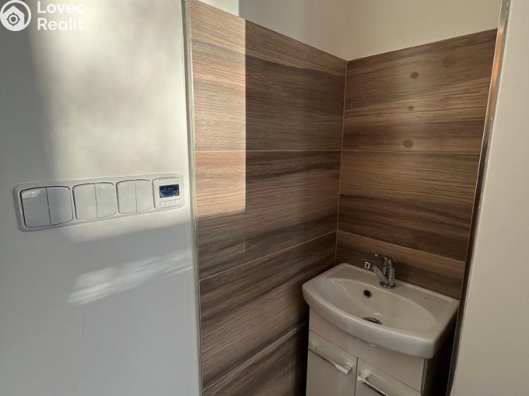 Оренда торгового приміщення Ostrava, Macharova č. 4