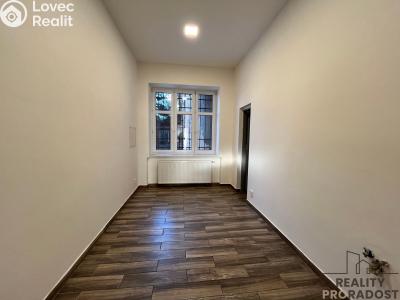 Pronájem obchodního prostoru Ostrava, Macharova č. 6