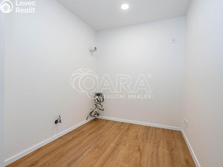 Продажа квартиры 2+KK Praha, Drimlova 2513/1 č. 11