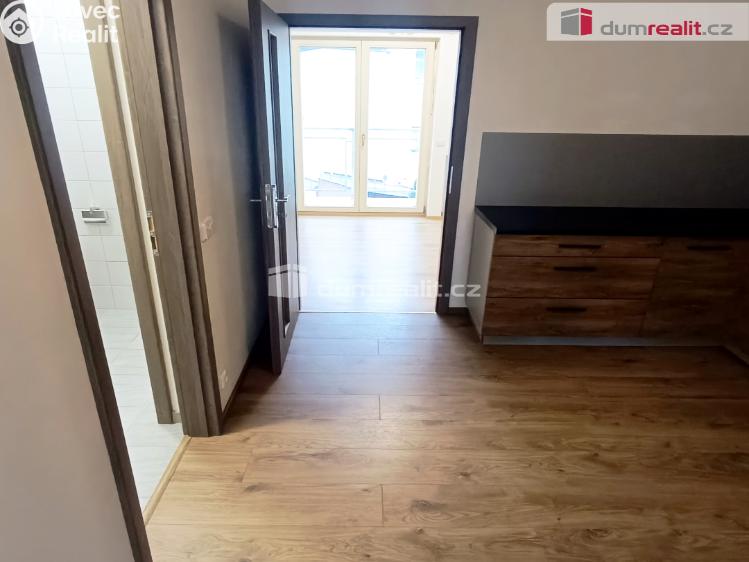 Pronájem bytu 2+KK Ústí nad Labem, Elišky Krásnohorské č. 7