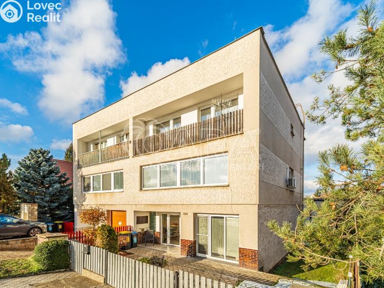 Prodej rodinného domu Roztoky, Lidická 1540 č. 1