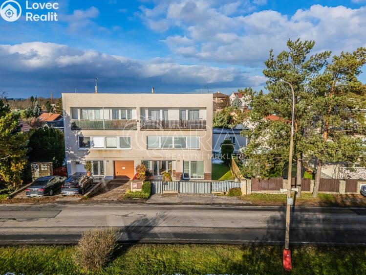 Prodej rodinného domu Roztoky, Lidická 1540 č. 32