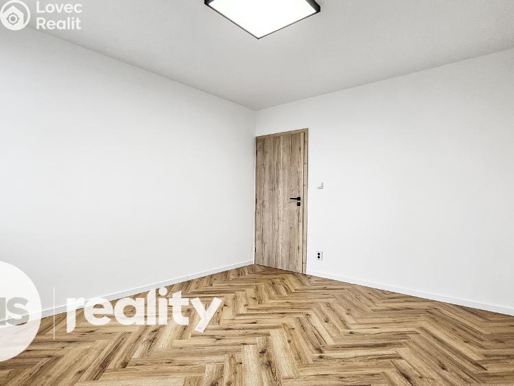 Продаж квартири 3+1 Ostrava, Gen. Píky 2898/28 č. 10