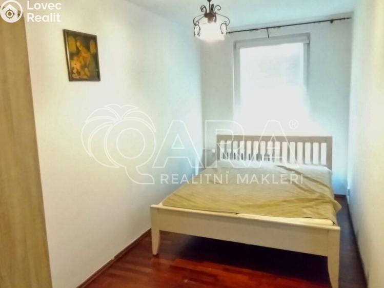 Prodej bytu 4+KK Praha, Valentova 1727/13 č. 5