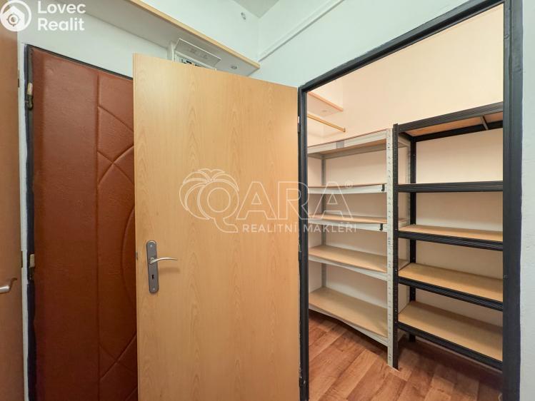 Pronájem bytu 3+1 České Budějovice, J. Opletala 833/53 č. 16