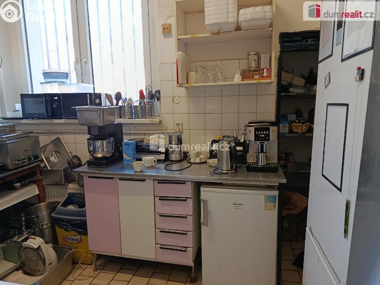 Rent commercial space Praha 8, Davídkova č. 16