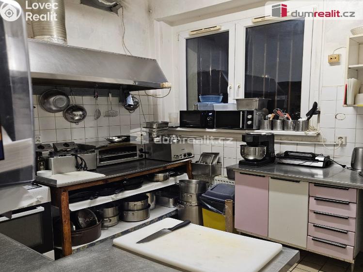 Rent commercial space Praha 8, Davídkova č. 29