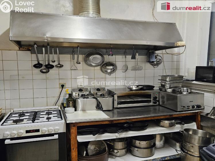 Rent commercial space Praha 8, Davídkova č. 30