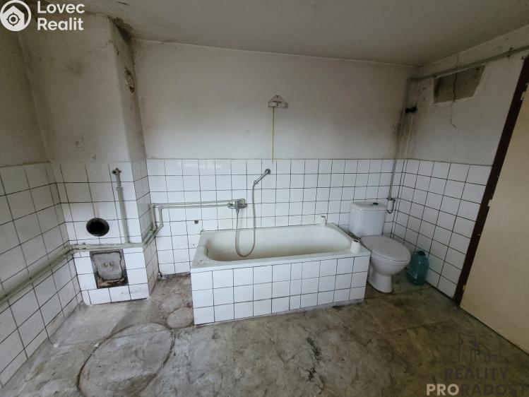 Продажа многогенного дом Chvalčov č. 7