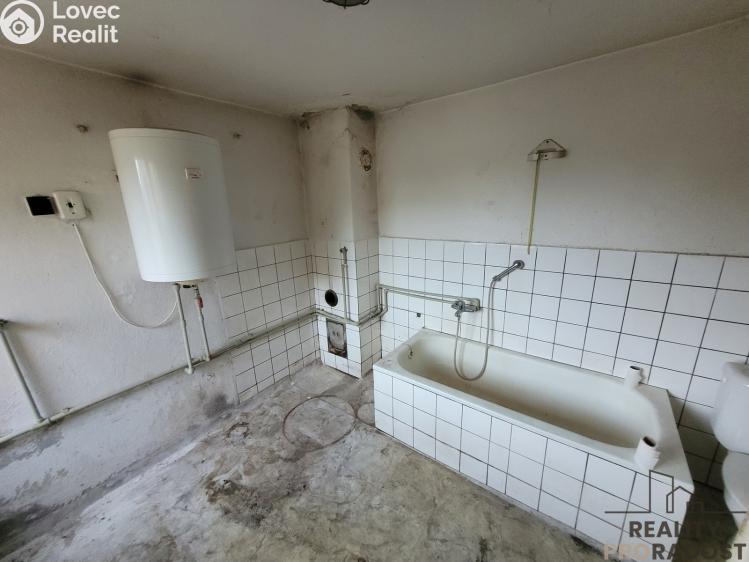 Prodej vícegeneračního domu Chvalčov č. 7