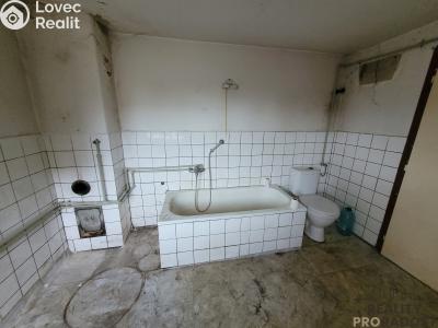 Prodej vícegeneračního domu Chvalčov č. 4