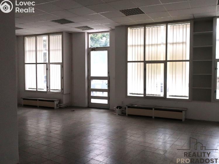 Оренда торгового приміщення Holešov, nám. Dr. E. Beneše č. 4