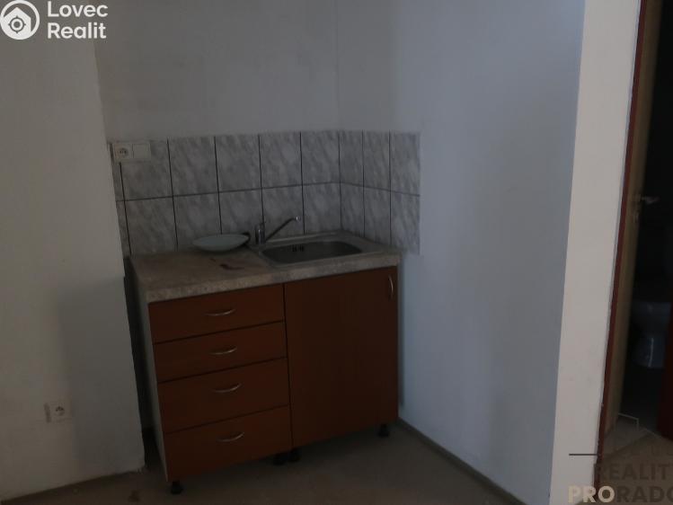 Оренда торгового приміщення Holešov, nám. Dr. E. Beneše č. 6