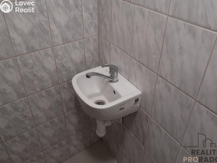 Оренда торгового приміщення Holešov, nám. Dr. E. Beneše č. 7