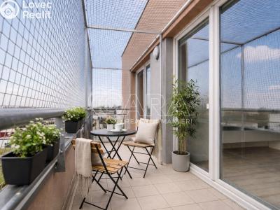 Pronájem bytu 2+KK Praha, Hlučkova č. 2