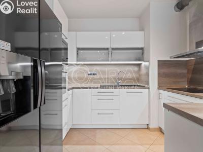 Pronájem bytu 2+KK Praha, Hlučkova č. 5