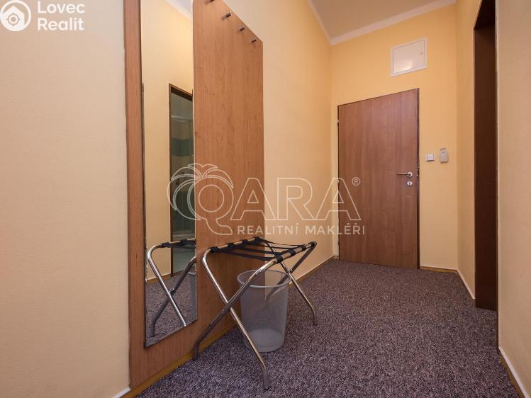 Pronájem bytu 1+KK Praha, Bendlova 154/19 č. 7