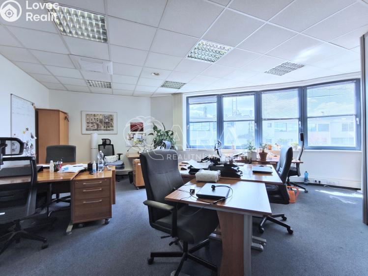 Оренда офісного приміщення Praha, Hvězdova 1073/33 č. 8