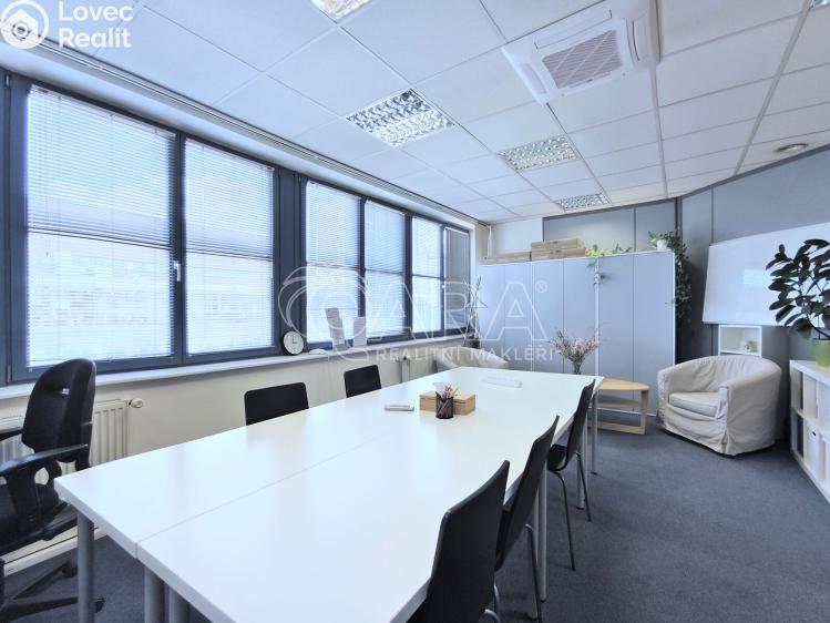 Оренда офісного приміщення Praha, Hvězdova 1073/33 č. 13