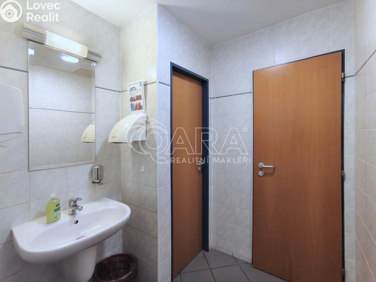 Оренда офісного приміщення Praha, Hvězdova 1073/33 č. 18