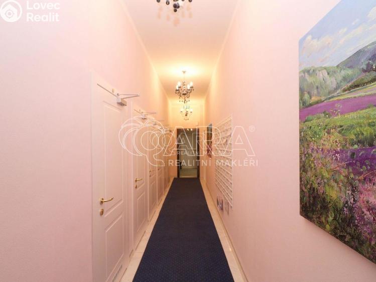 Sale apartment 1+KK Praha 2 č. 4