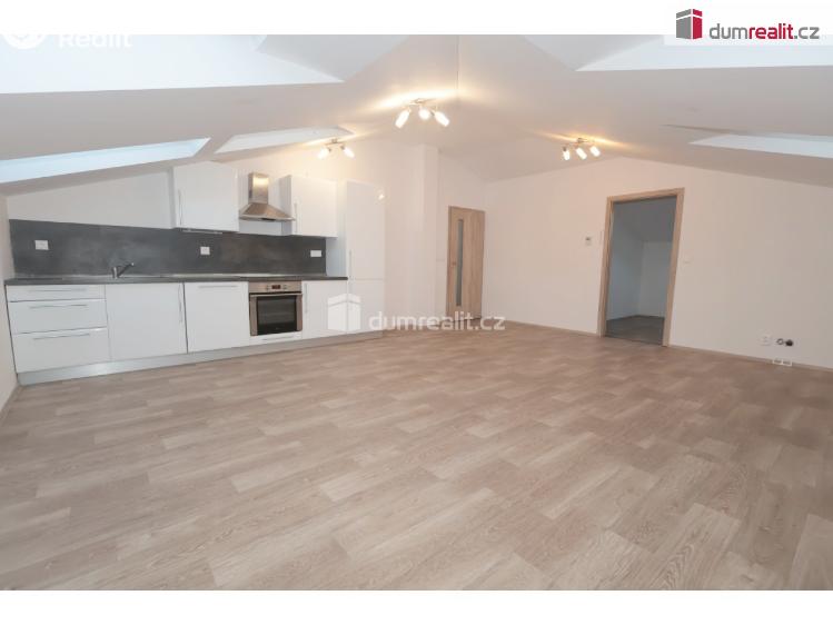 Pronájem bytu 3+KK Neratovice, P. Bezruče č. 1