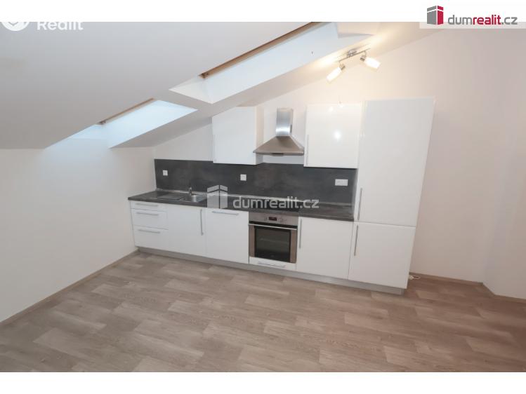 Аренда квартиры 3+KK Neratovice, P. Bezruče č. 5