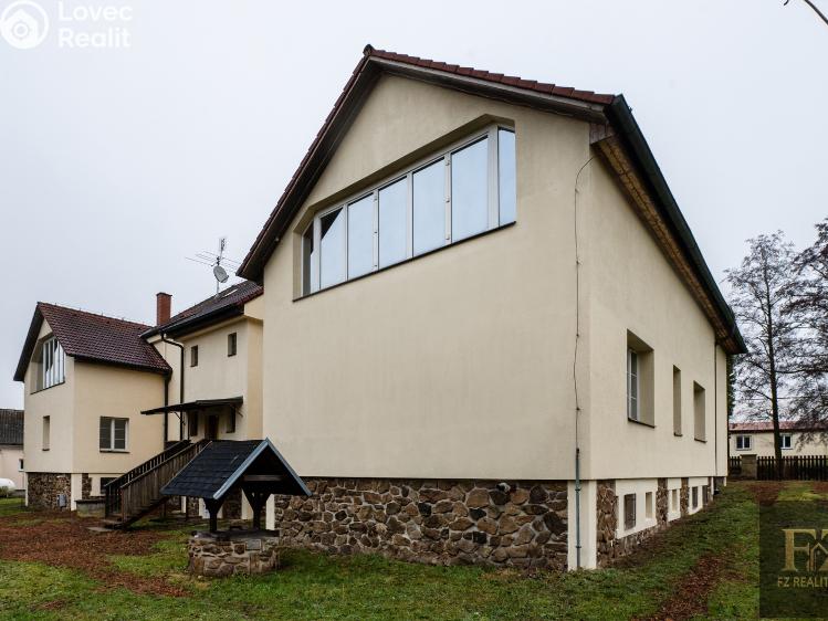 Продаж багатоквартирного будинку Želeč č. 8