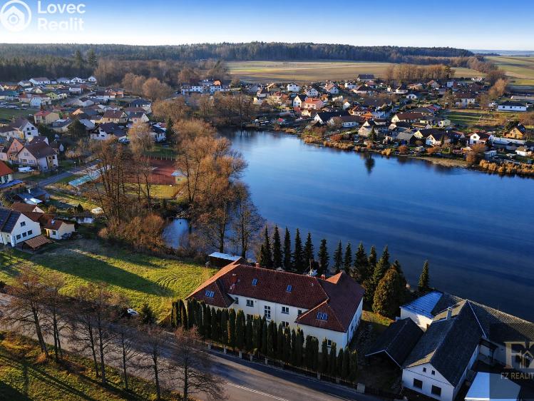 Продаж багатоквартирного будинку Želeč č. 46